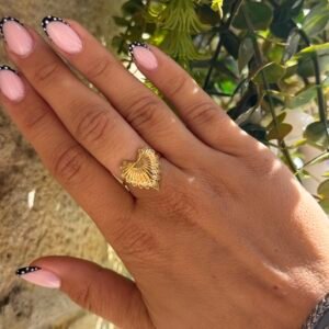 Bague LOVE dorée